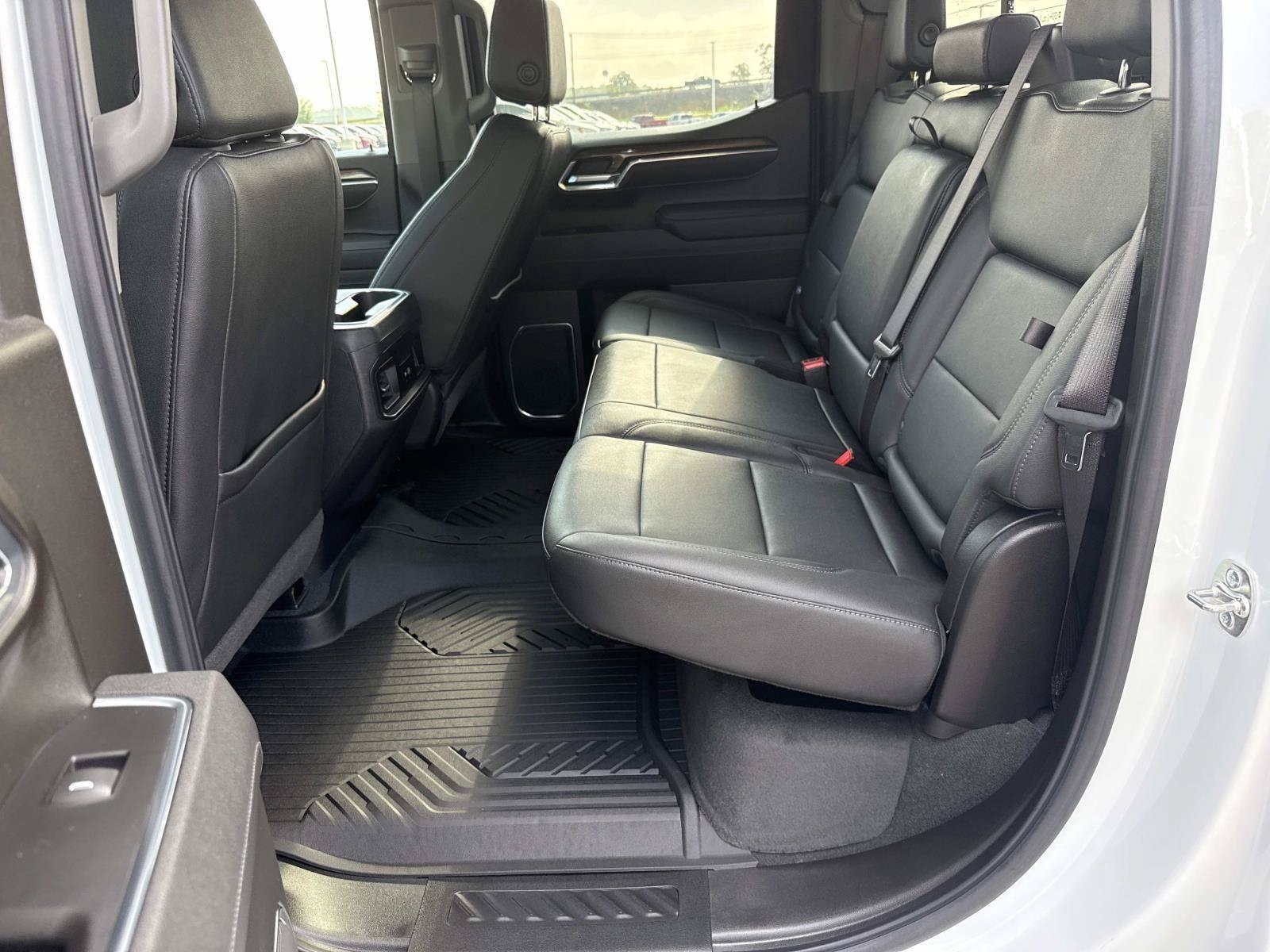 2026 Chevrolet Silverado 1500 LT - Photo 10