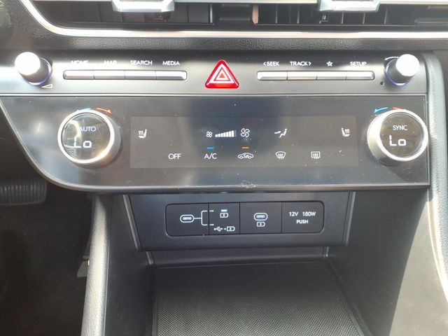2025 Hyundai Sonata SEL - Photo 11