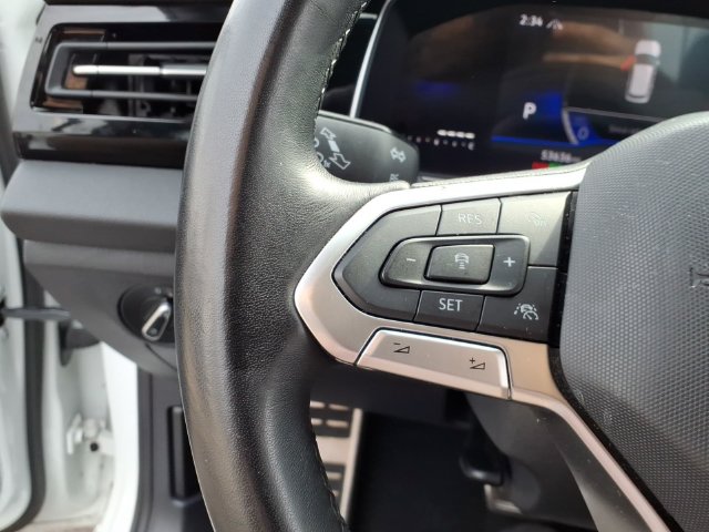 2025 Volkswagen Jetta Sport - Photo 16