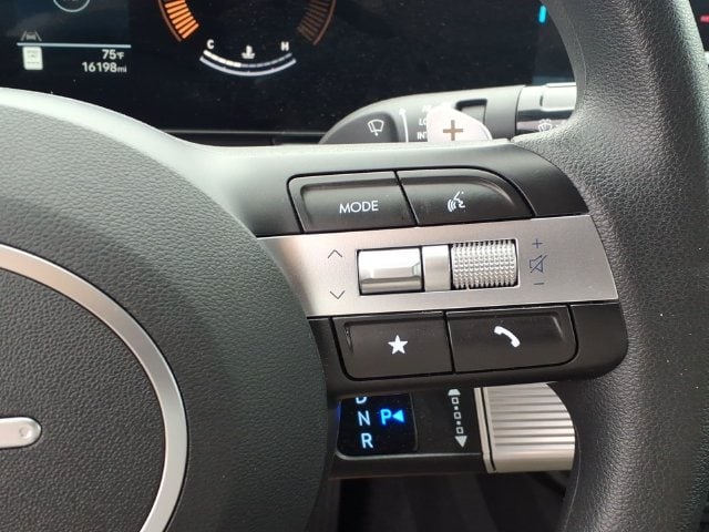 2025 Hyundai Sonata SEL - Photo 16