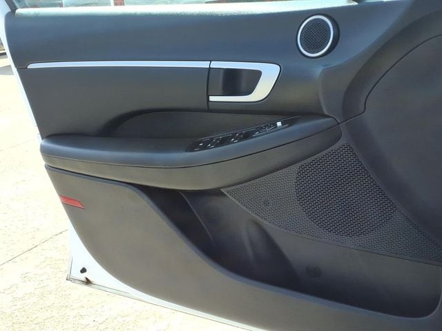 2025 Hyundai Sonata SEL - Photo 16