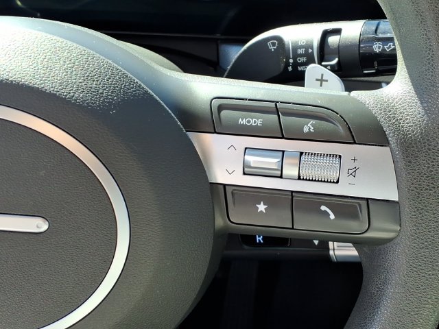 2025 Hyundai Sonata SEL - Photo 17