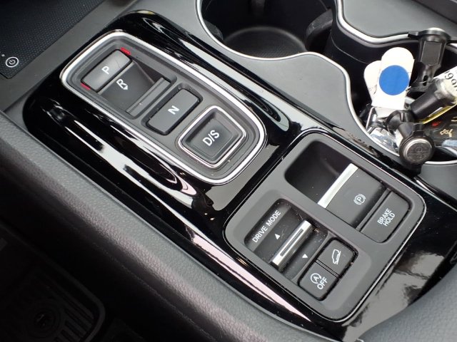 2024 Honda Pilot Touring - Photo 16