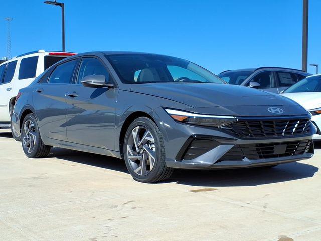 2026 Hyundai Elantra Sedan 