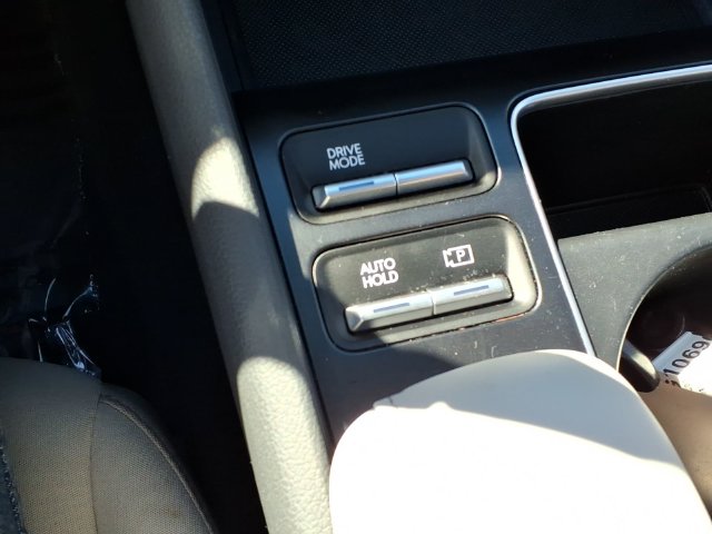 2025 Hyundai Sonata SEL - Photo 15