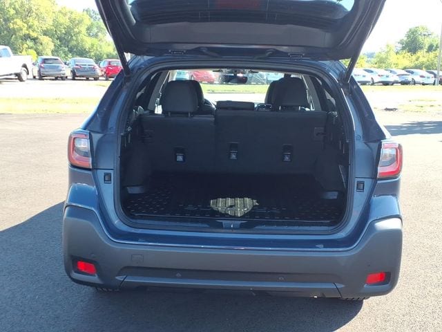 2025 Subaru Outback Onyx Edition - Photo 5