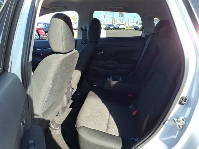 2025 Mitsubishi Outlander Sport ES - Photo 6