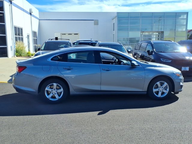 1G1ZD5ST4RF140216