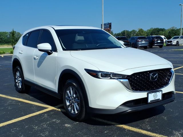 2023 Mazda CX-5 S Preferred package
