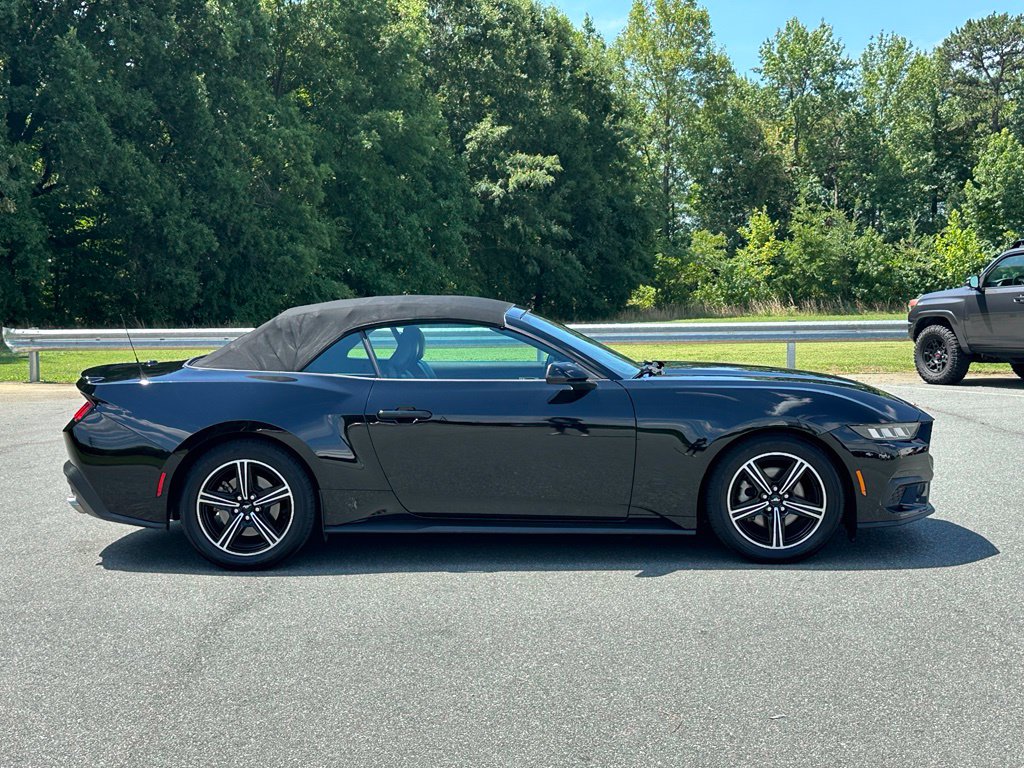 2024 Ford Mustang EcoBoost Premium - Photo 11
