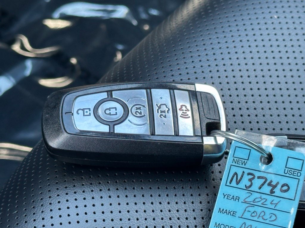 2024 Ford Mustang EcoBoost Premium - Photo 28