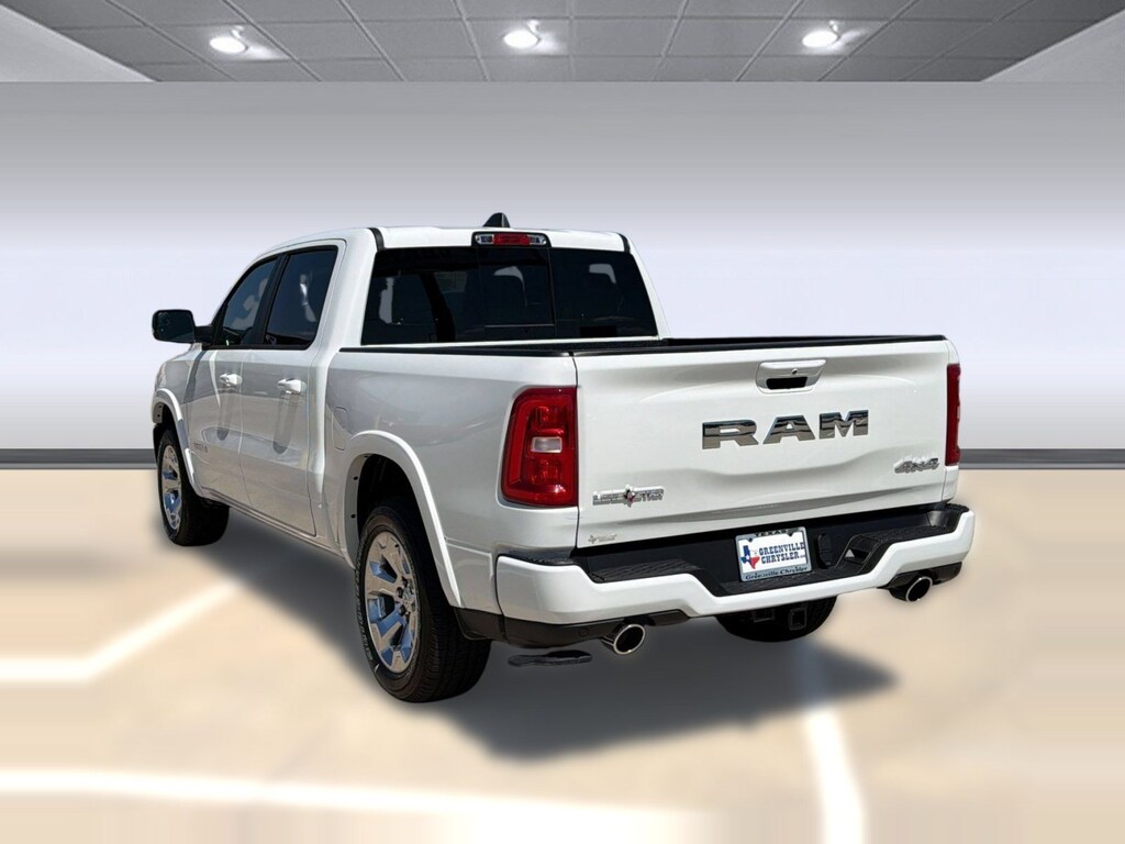 New 2026 Ram 1500 LONE STAR CREW CAB 4X4 5'7 BOX Pickup