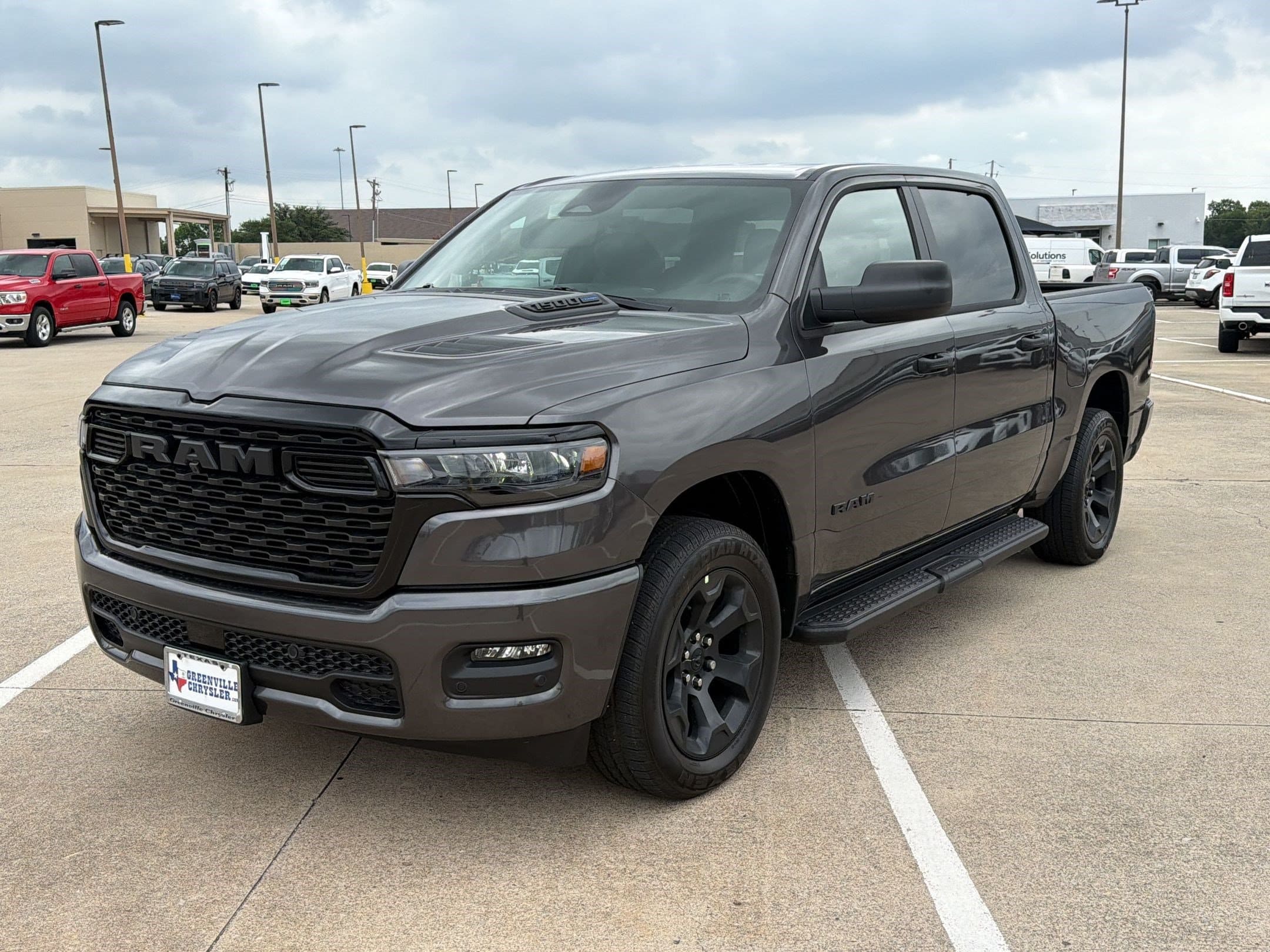2026 RAM 1500 Pickup Express