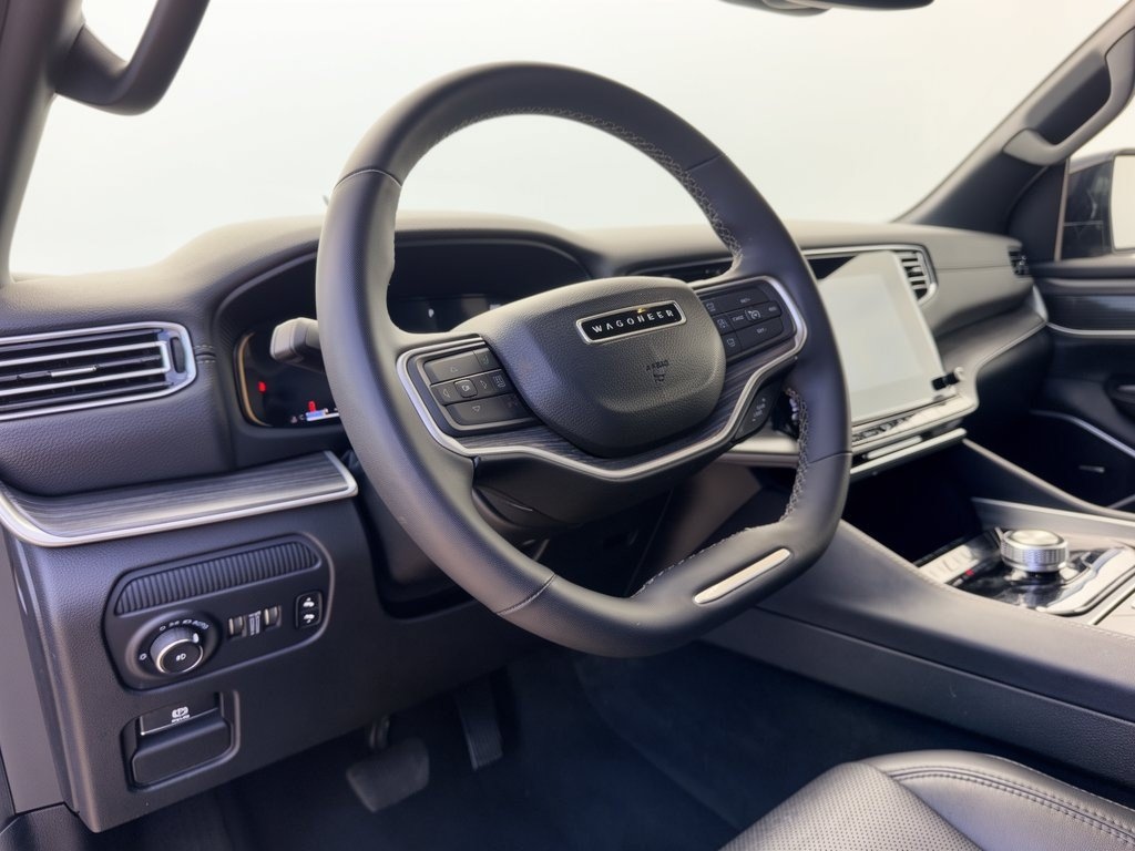 Used 2024 Jeep Wagoneer L Series II SUV