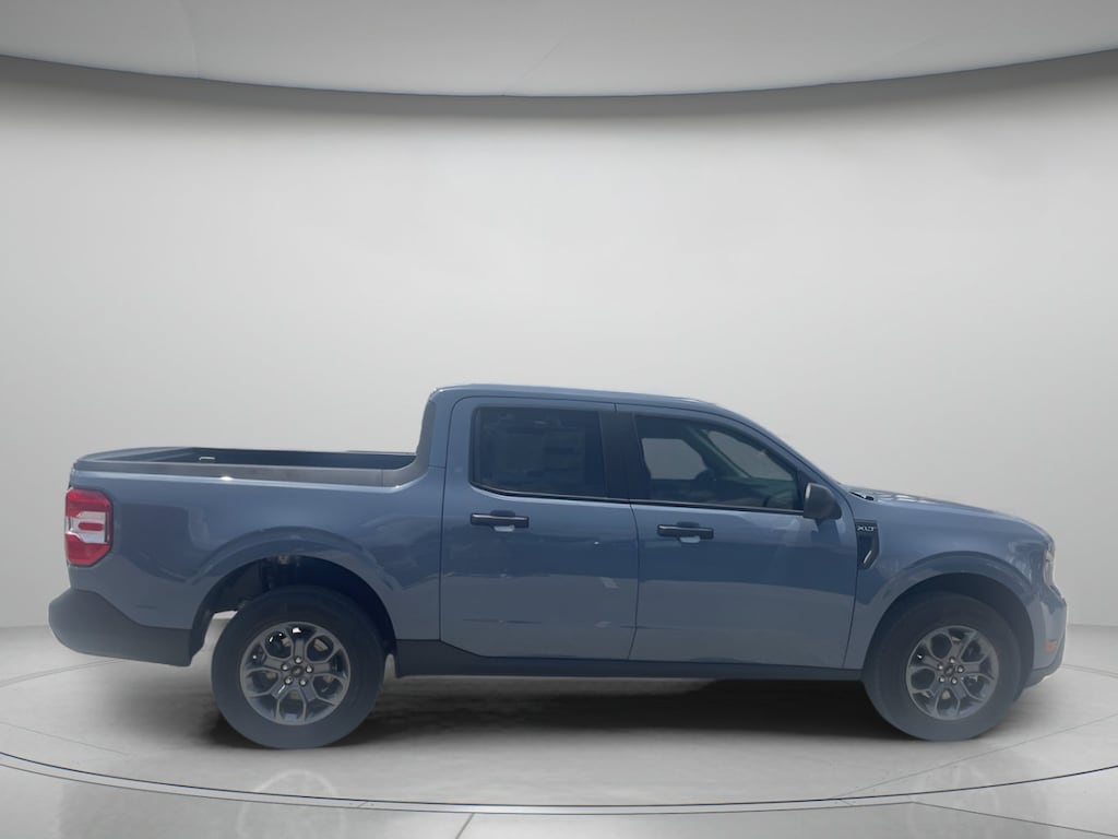 New 2026 Ford Maverick XLT Crew Cab Pickup