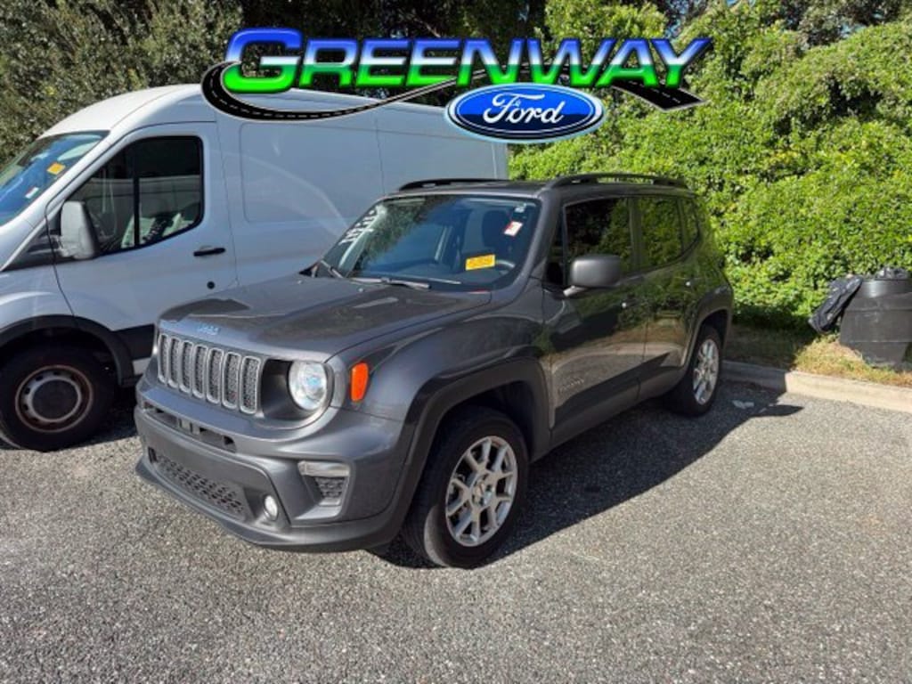Used 2022 Jeep Renegade Latitude Sport Utility