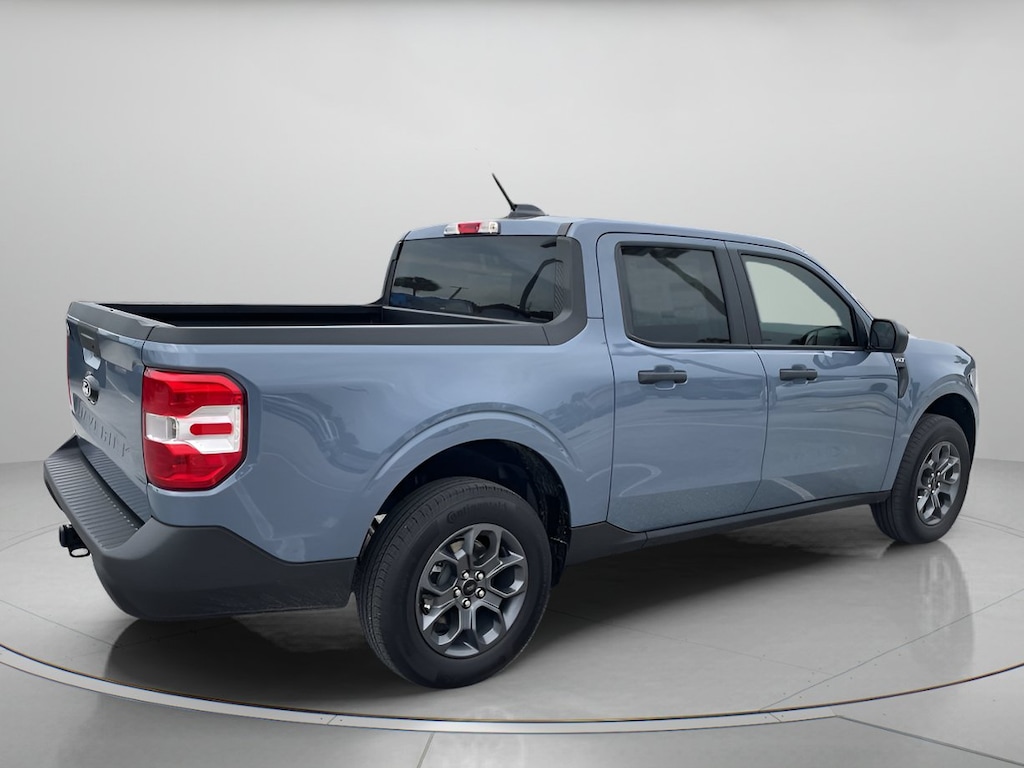 New 2026 Ford Maverick XLT Crew Cab Pickup