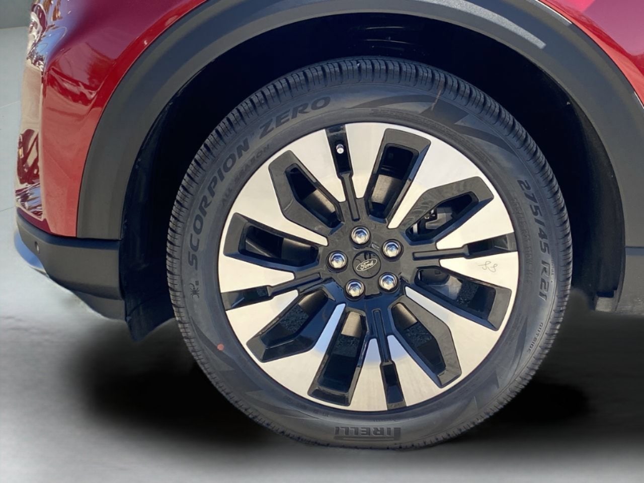 2026 Ford Explorer Platinum - Photo 36