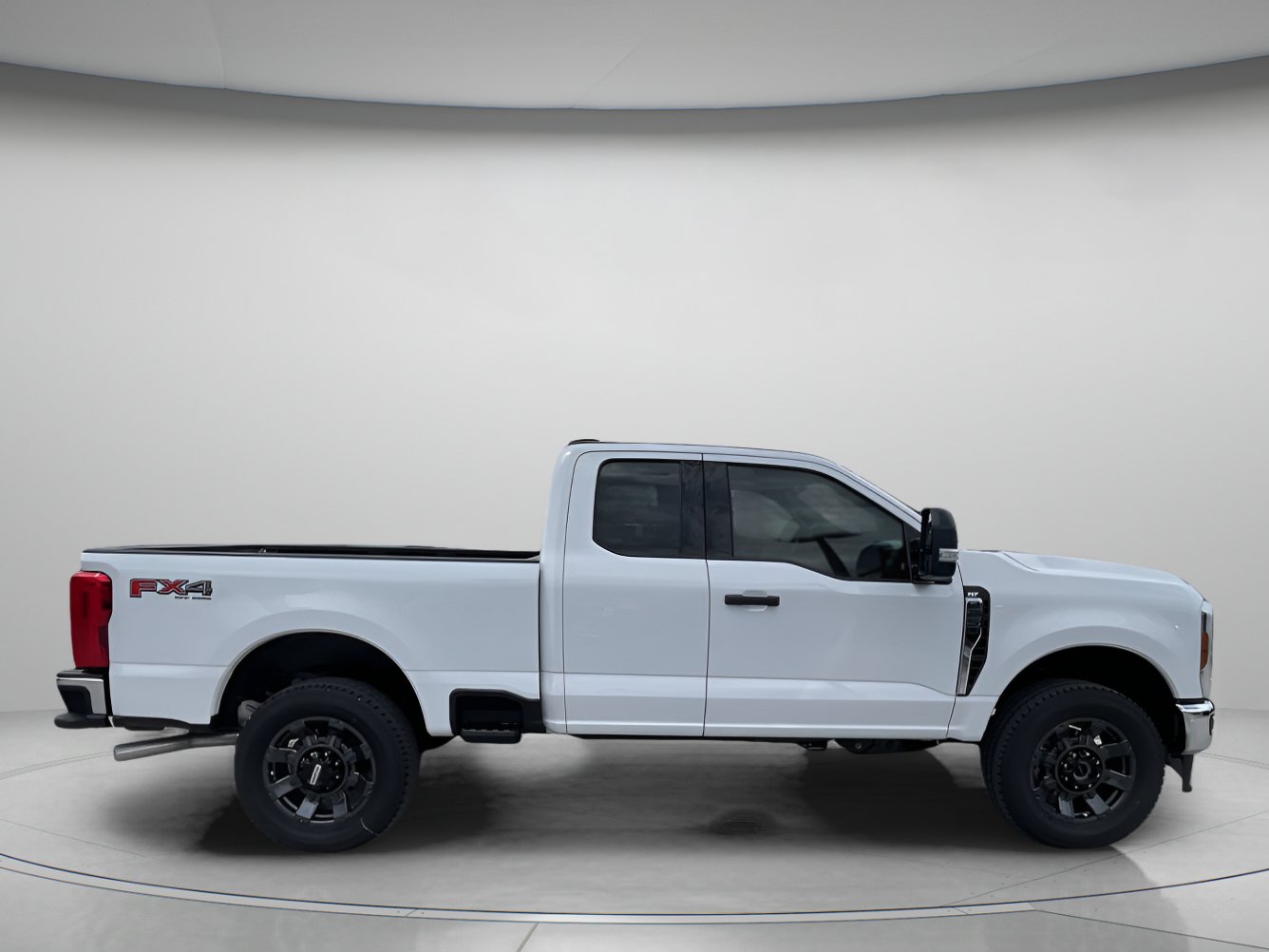 New 2027 Ford Super Duty F-250 SRW XLT Extended Cab Pickup