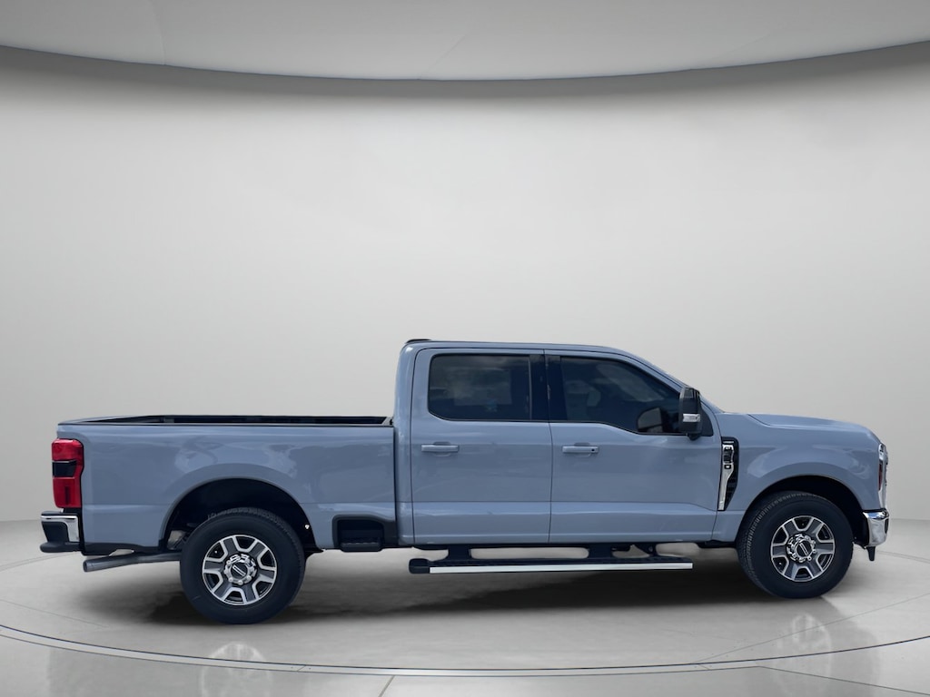 New 2026 Ford Super Duty F-250 SRW Lariat Crew Cab Pickup