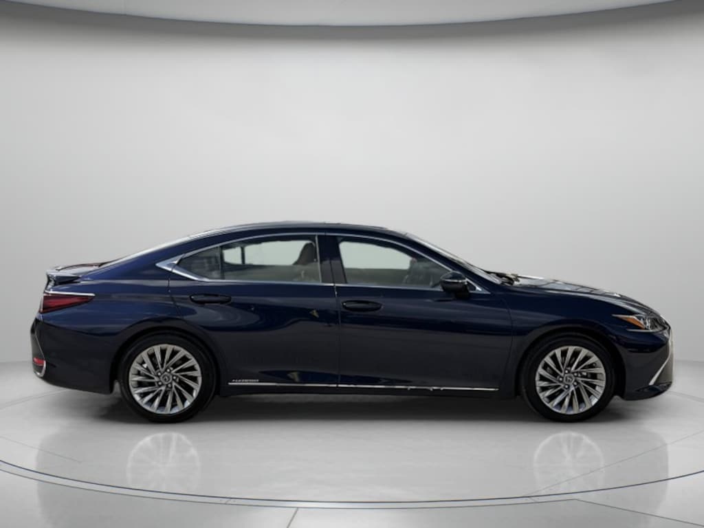 Used 2019 Lexus ES 300h Luxury 4dr Car