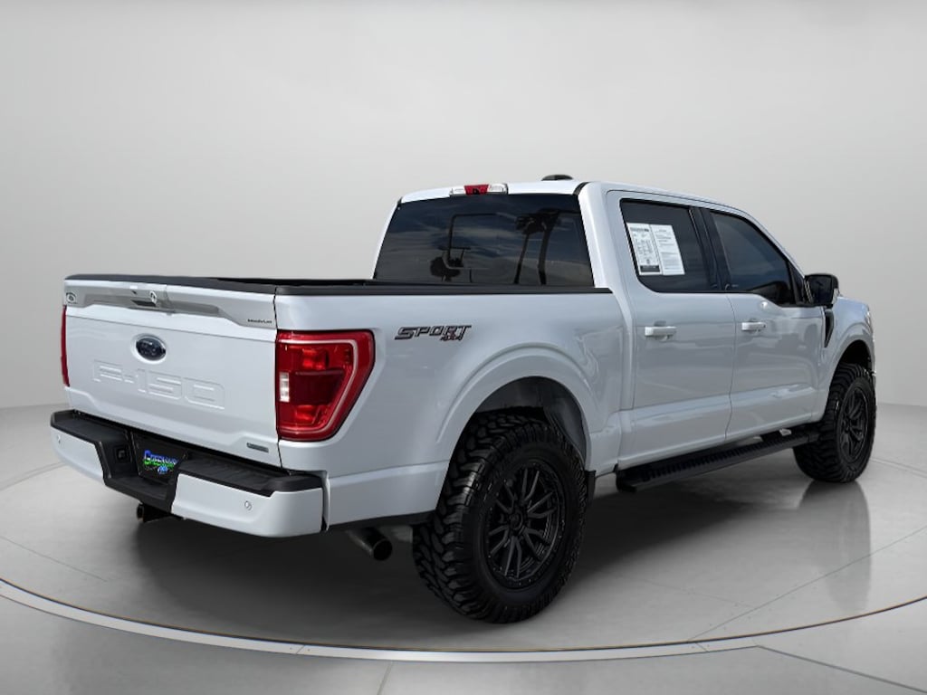 Used 2021 Ford F-150 XLT Crew Cab Pickup