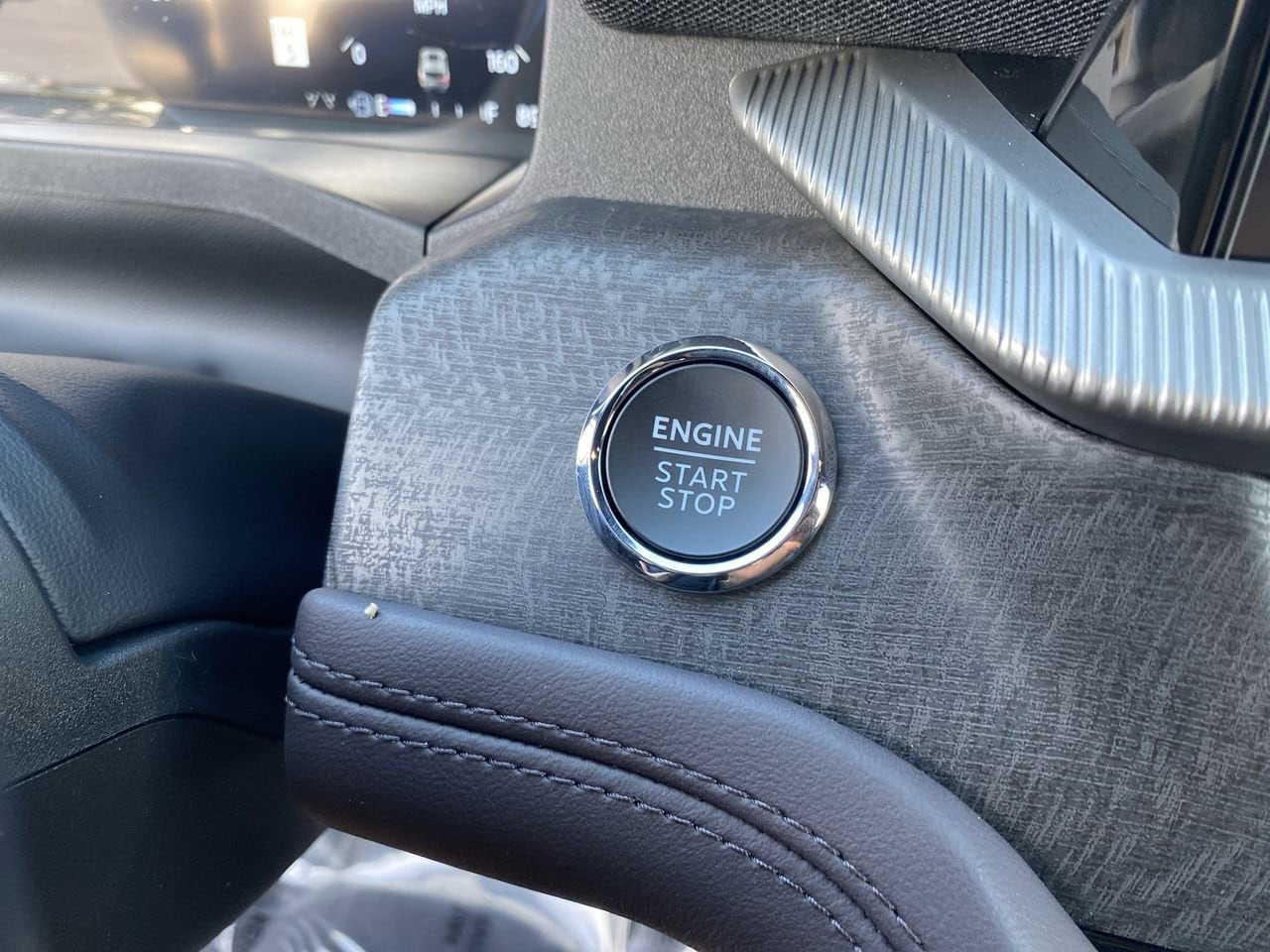 2026 Ford Explorer Platinum - Photo 26