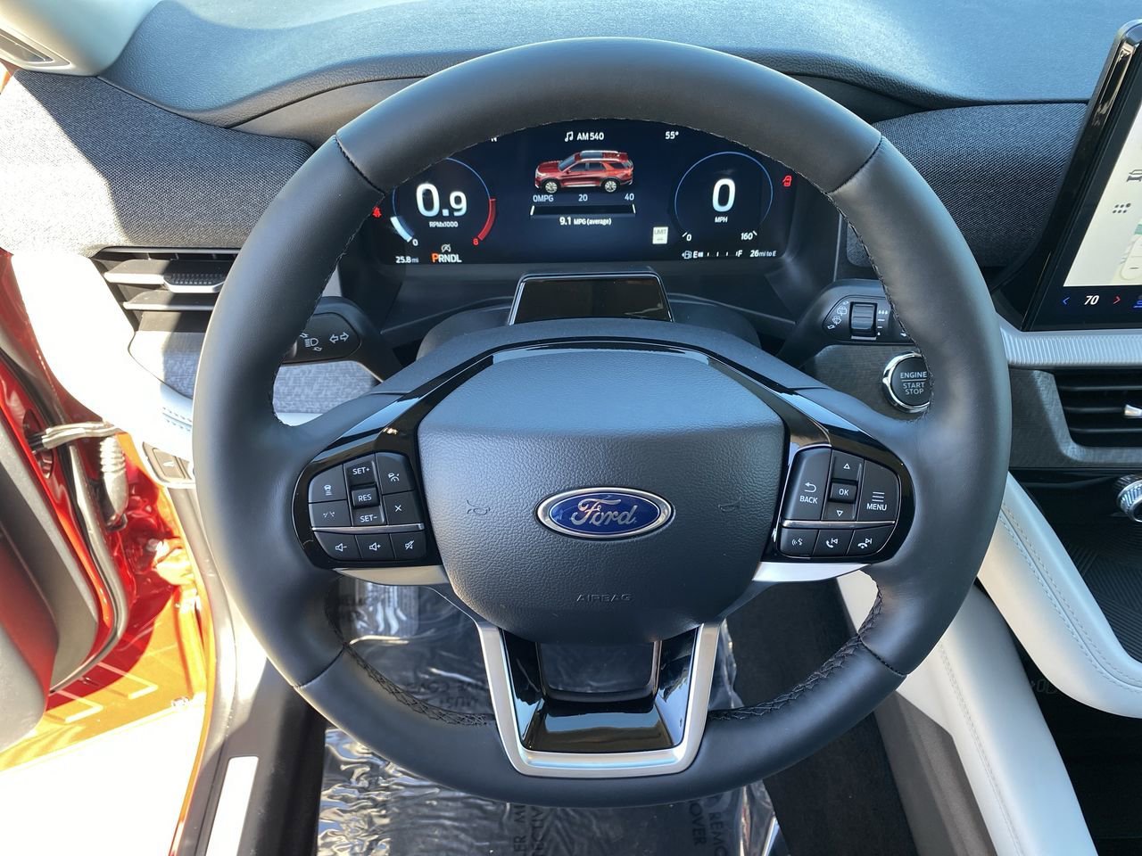 2026 Ford Explorer Platinum - Photo 33