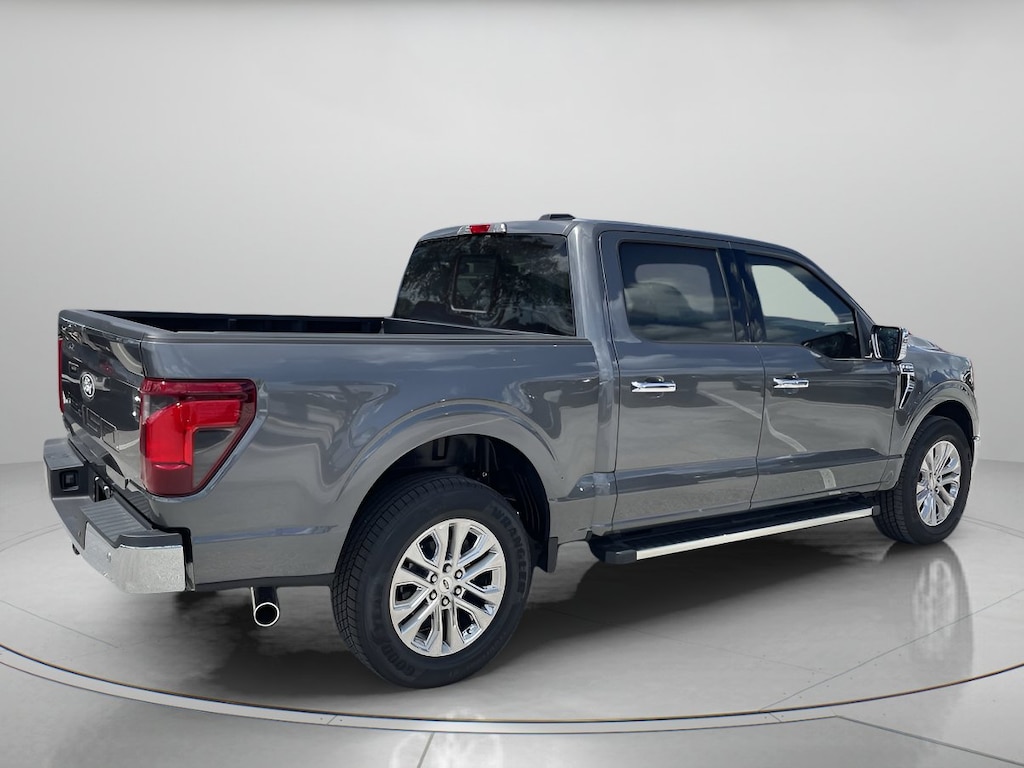 New 2026 Ford F-150 XLT Crew Cab Pickup