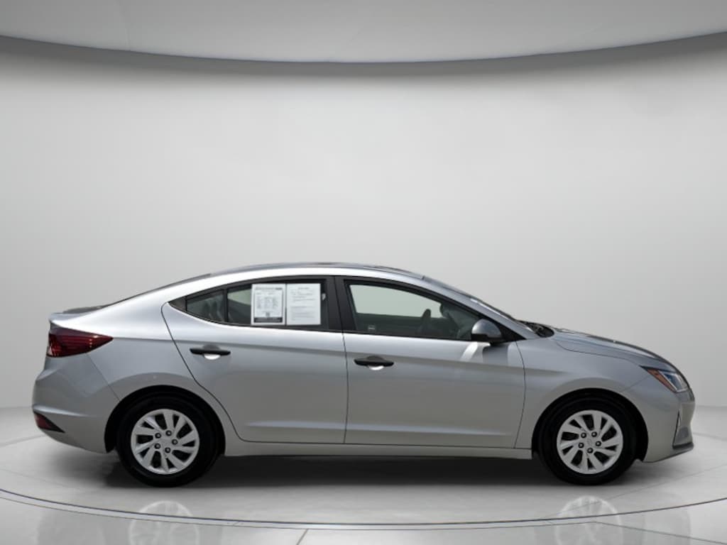 Used 2020 Hyundai Elantra SE 4dr Car