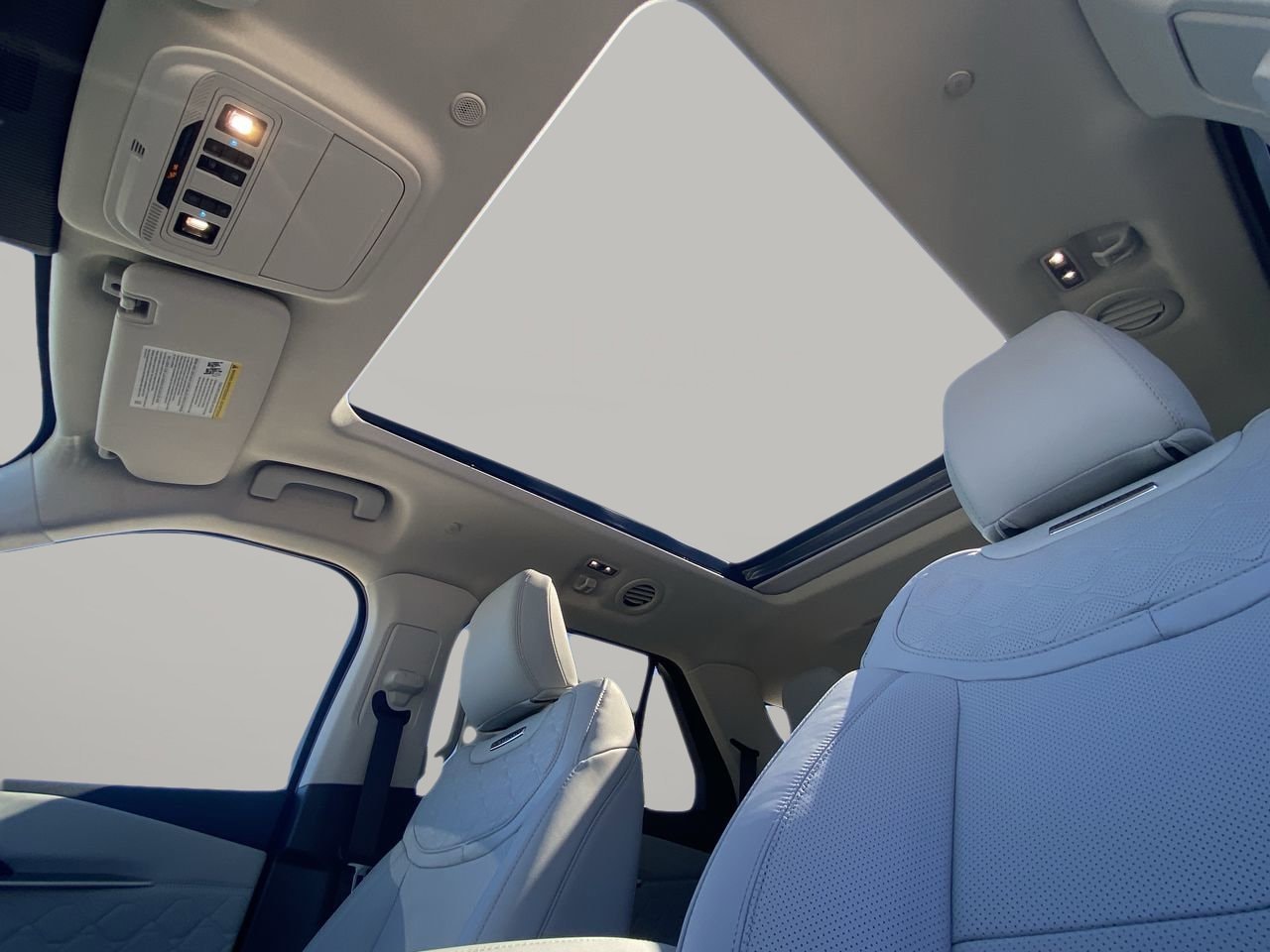 2026 Ford Explorer Platinum - Photo 23