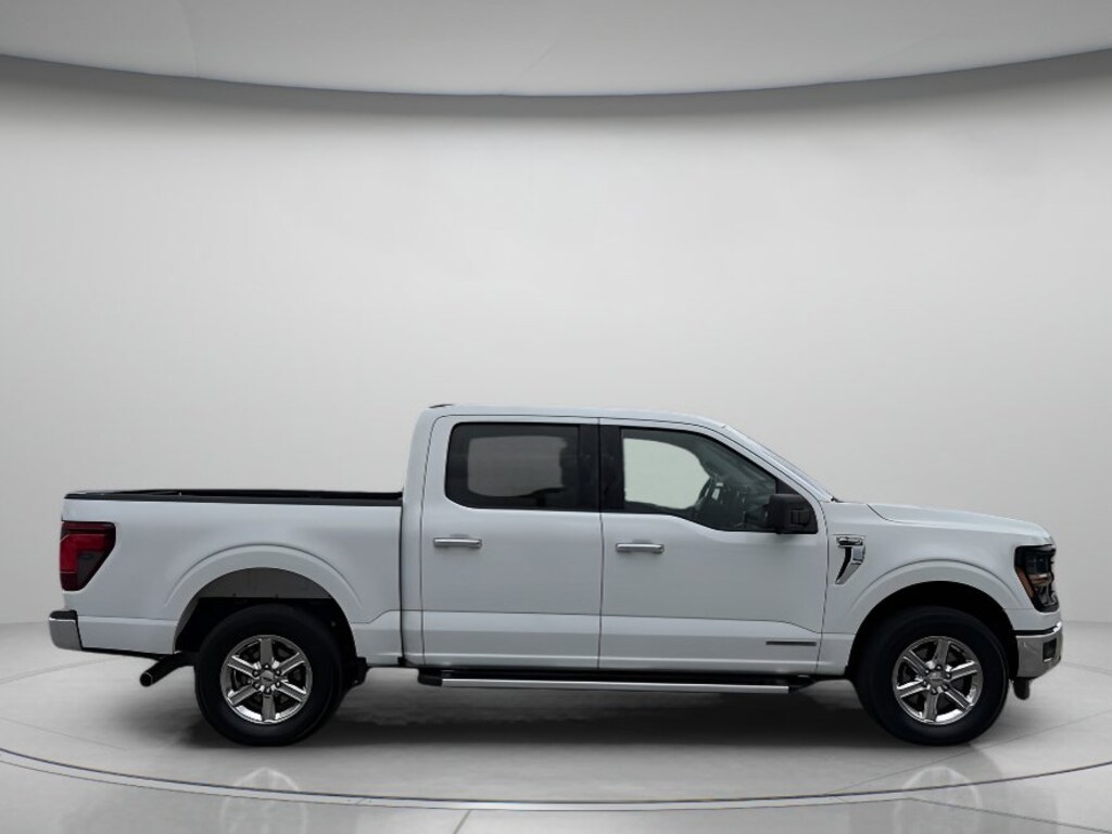 Used 2024 Ford F-150 XLT Crew Cab Pickup