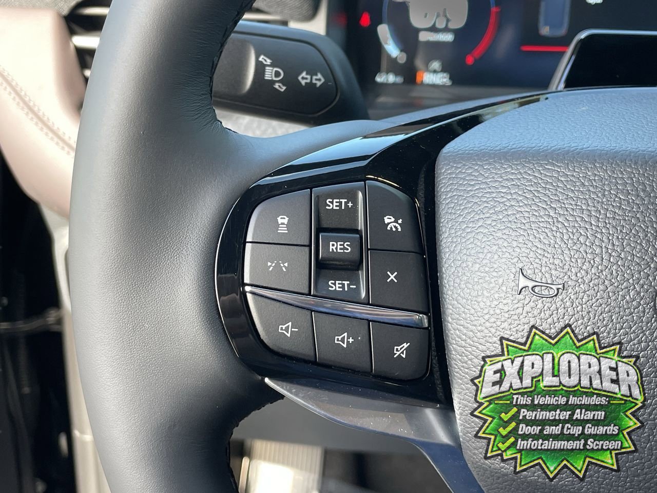 2026 Ford Explorer Platinum - Photo 29
