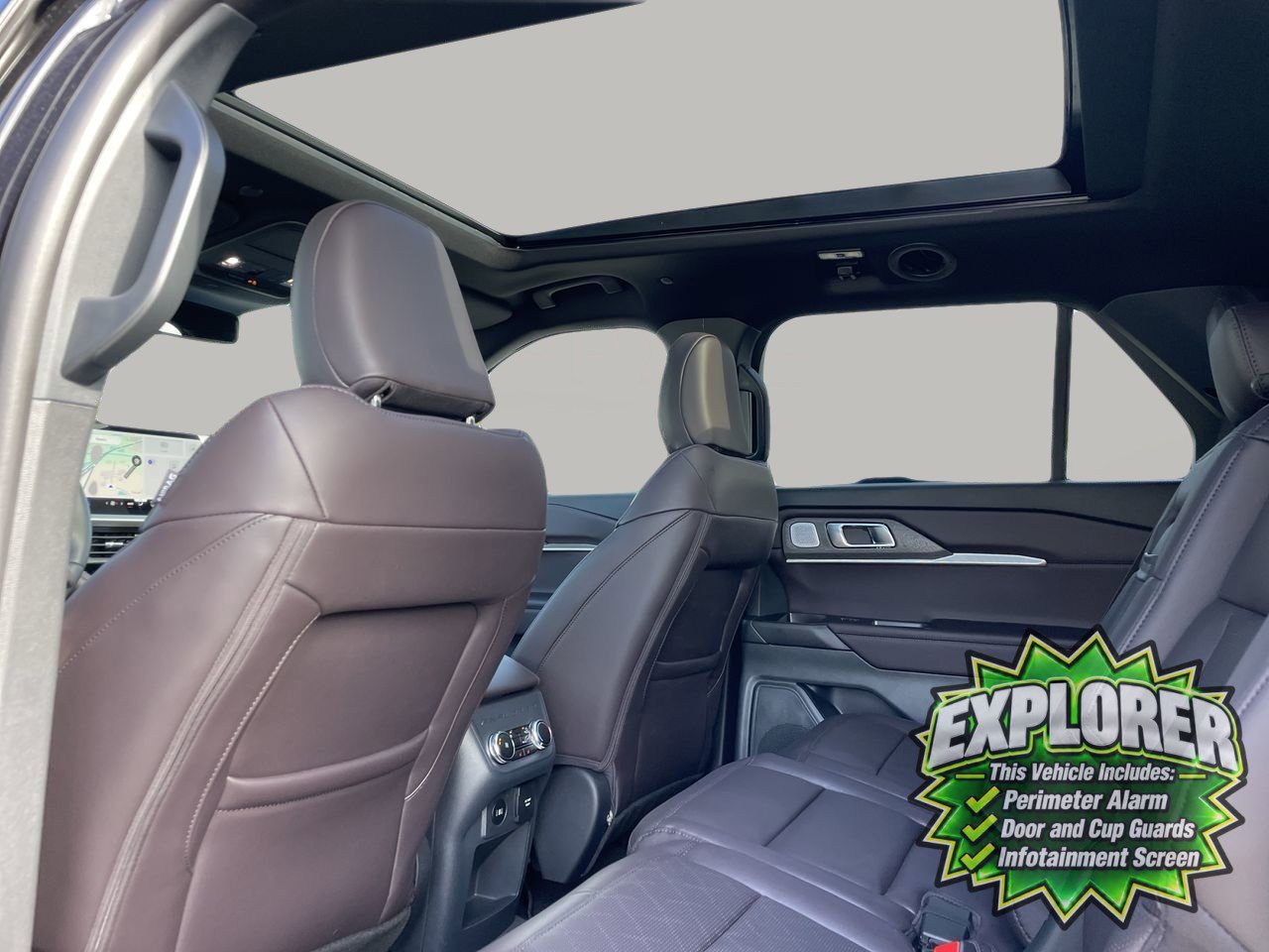 2026 Ford Explorer Platinum - Photo 17