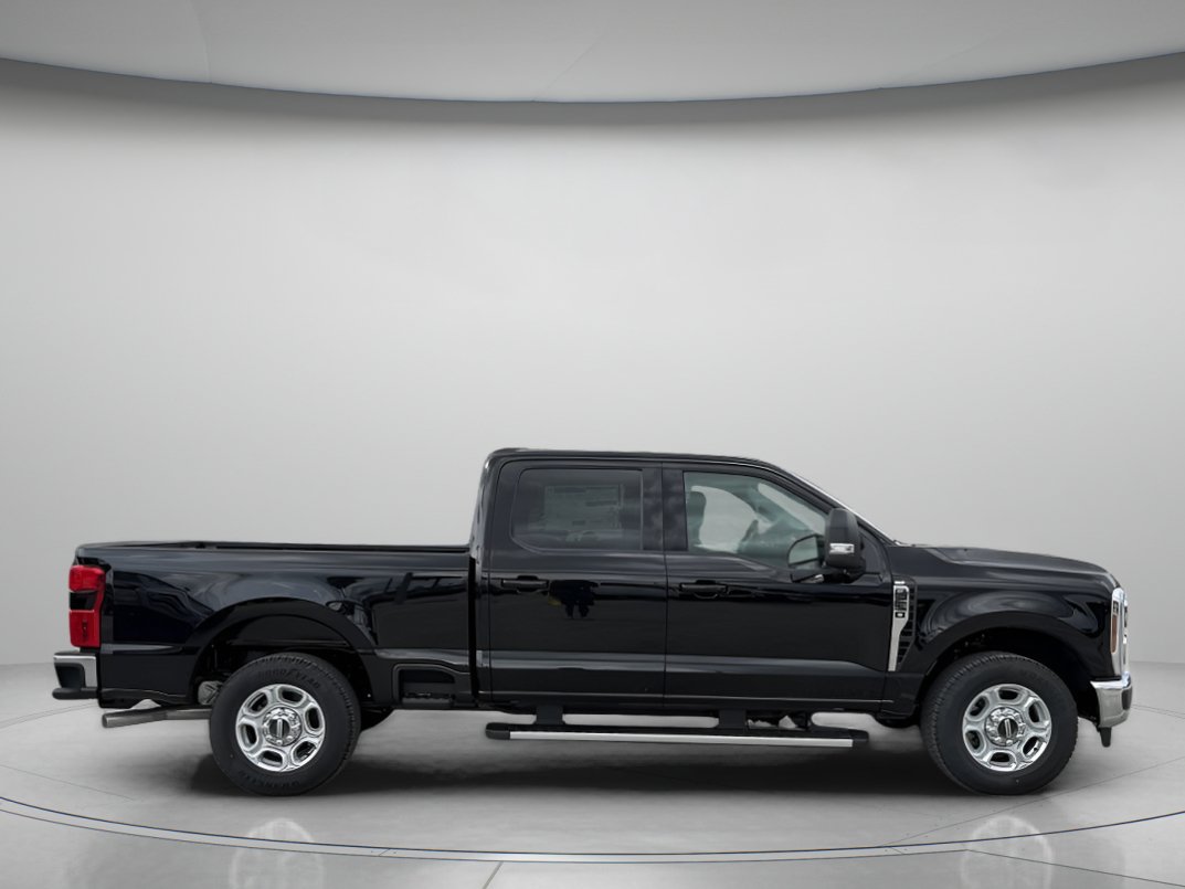 New 2027 Ford Super Duty F-250 SRW XLT Crew Cab Pickup