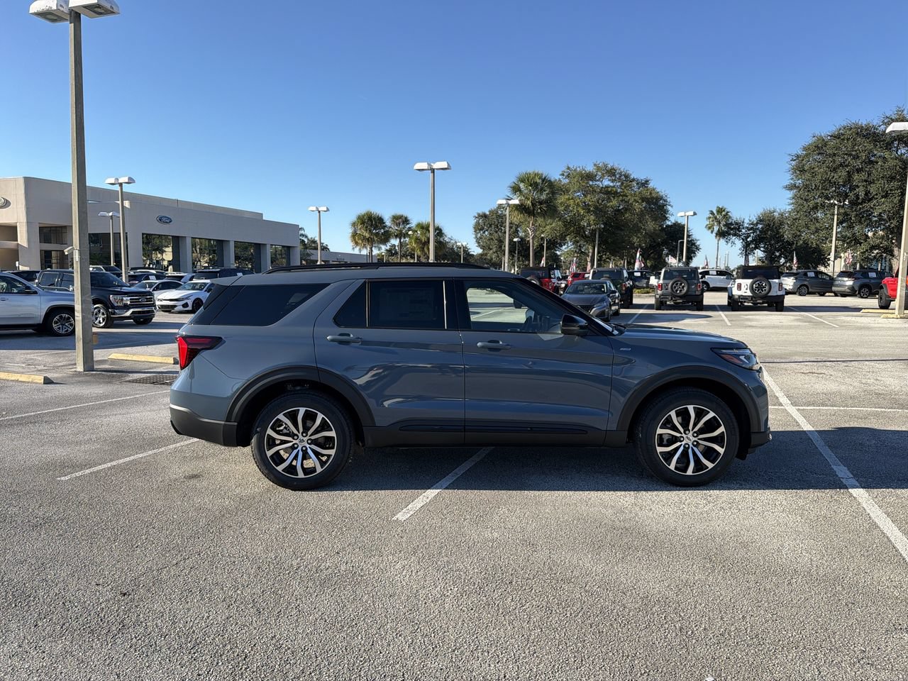 New 2027 Ford Explorer ST-Line Sport Utility