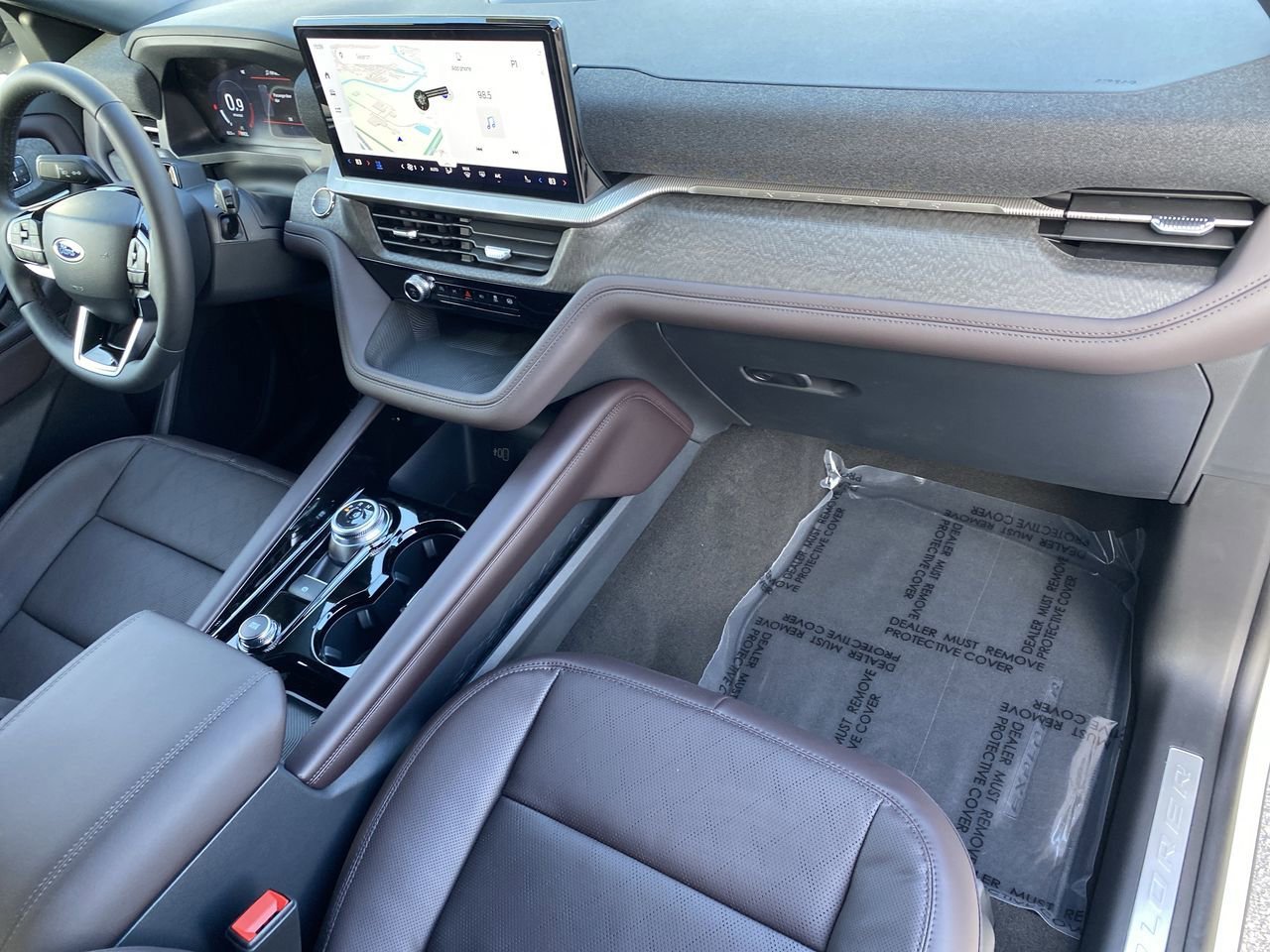 2026 Ford Explorer Platinum - Photo 7