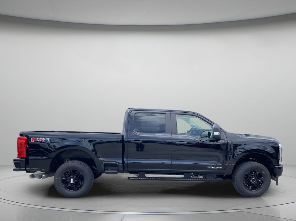 New 2026 Ford Super Duty F-250 SRW STX Crew Cab Pickup