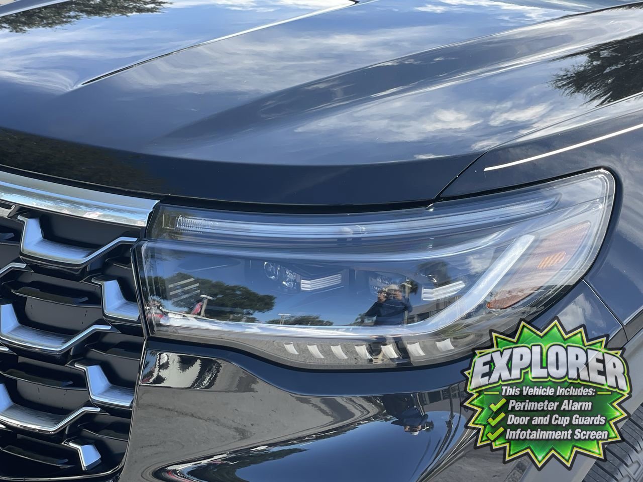 2026 Ford Explorer Platinum - Photo 7
