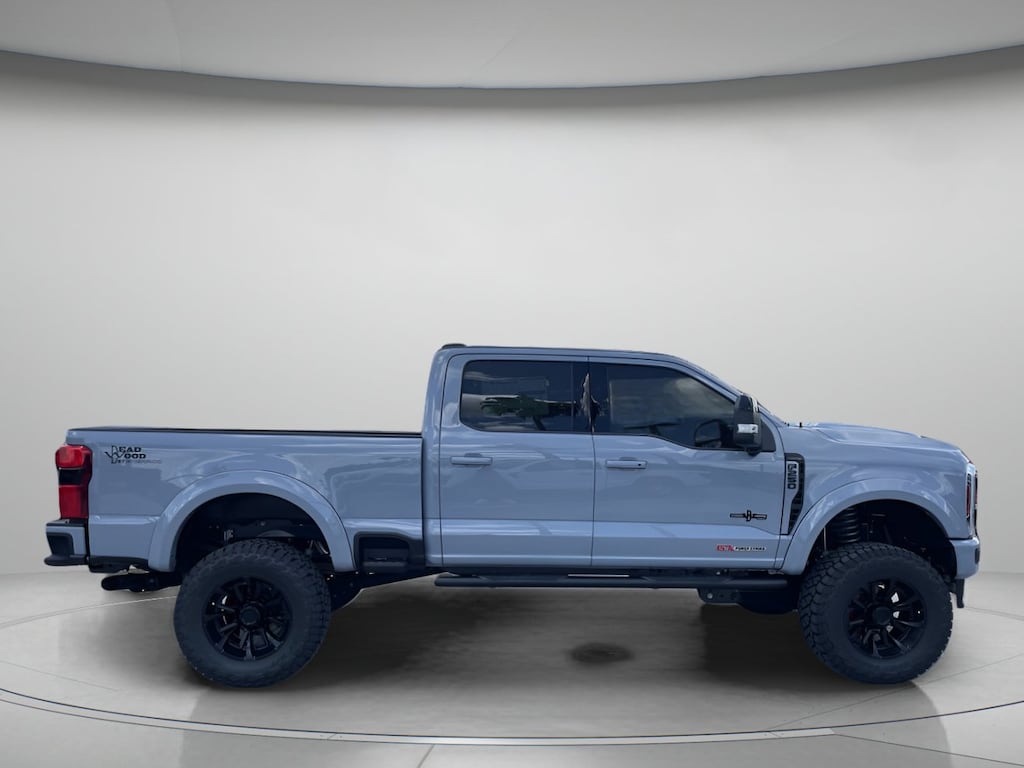 New 2026 Ford Super Duty F-250 SRW Lariat Crew Cab Pickup