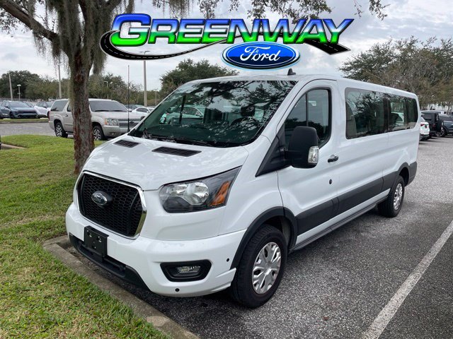 Used 2025 Ford Transit Passenger Wagon XLT Full-size Passenger Van