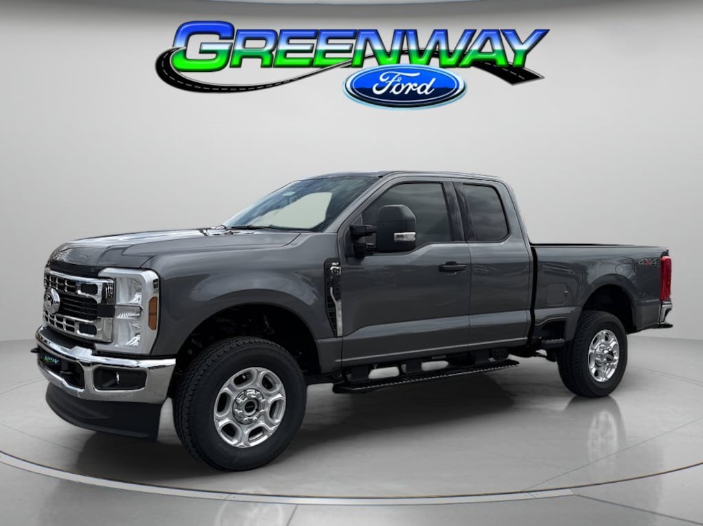 New 2027 Ford Super Duty F-250 SRW XLT Extended Cab Pickup