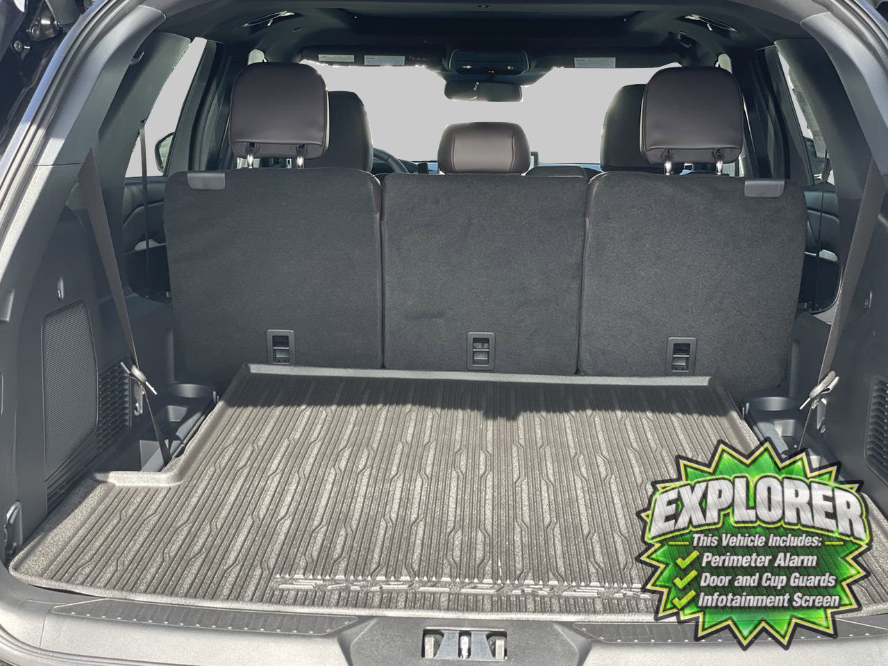 2026 Ford Explorer Platinum - Photo 9