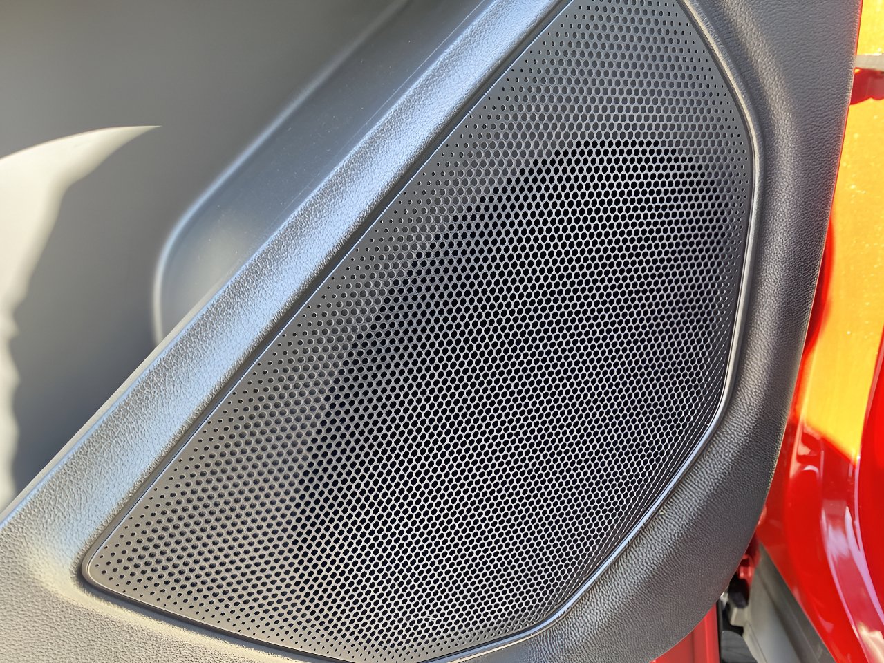 2026 Ford Explorer Platinum - Photo 21