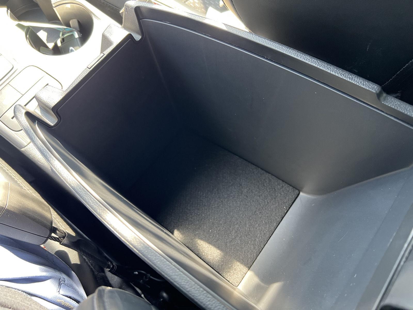 2025 Ford Escape ST-Line Select - Photo 34