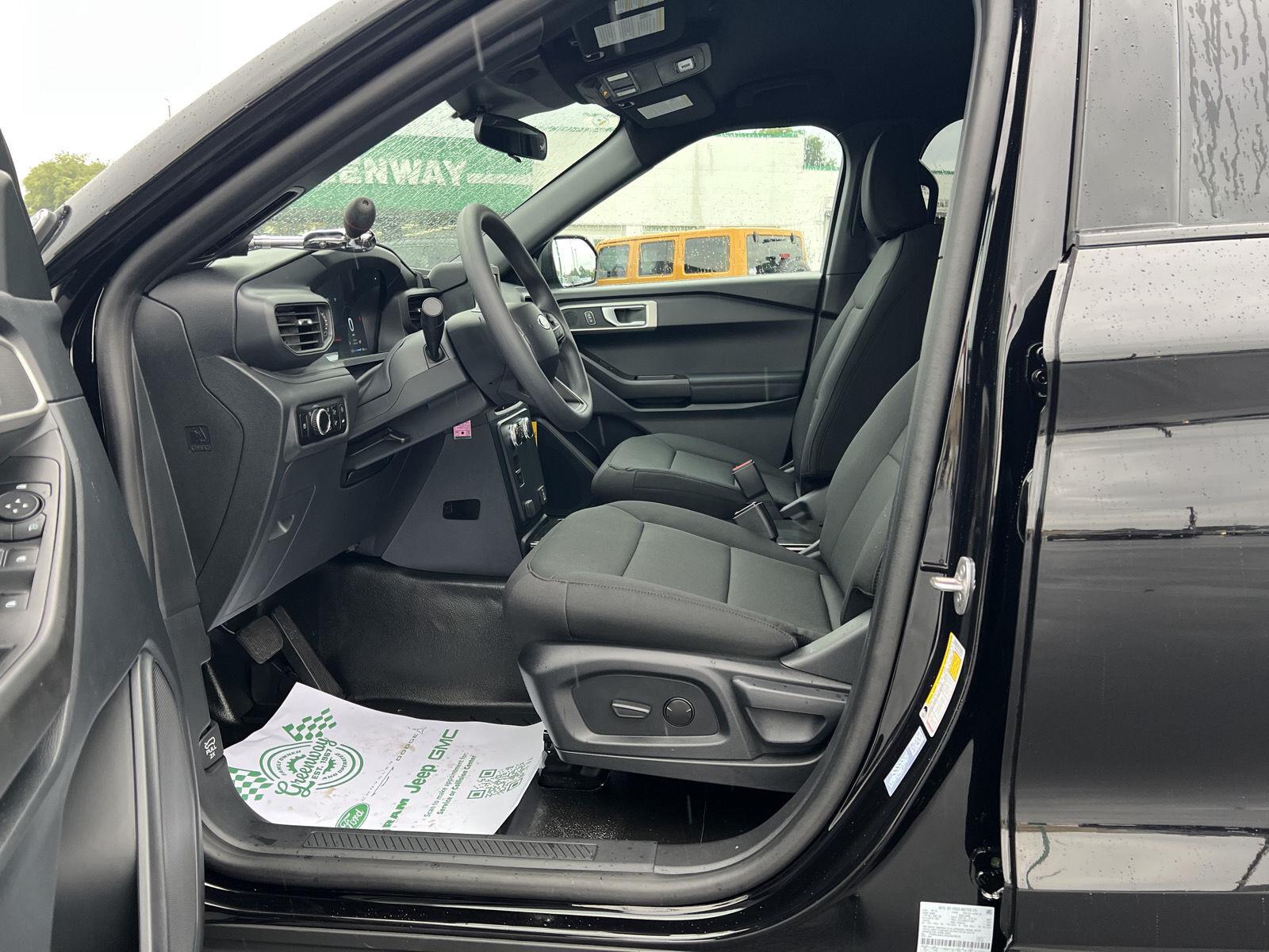 2027 Ford Explorer Utility Police Interceptor - Photo 19