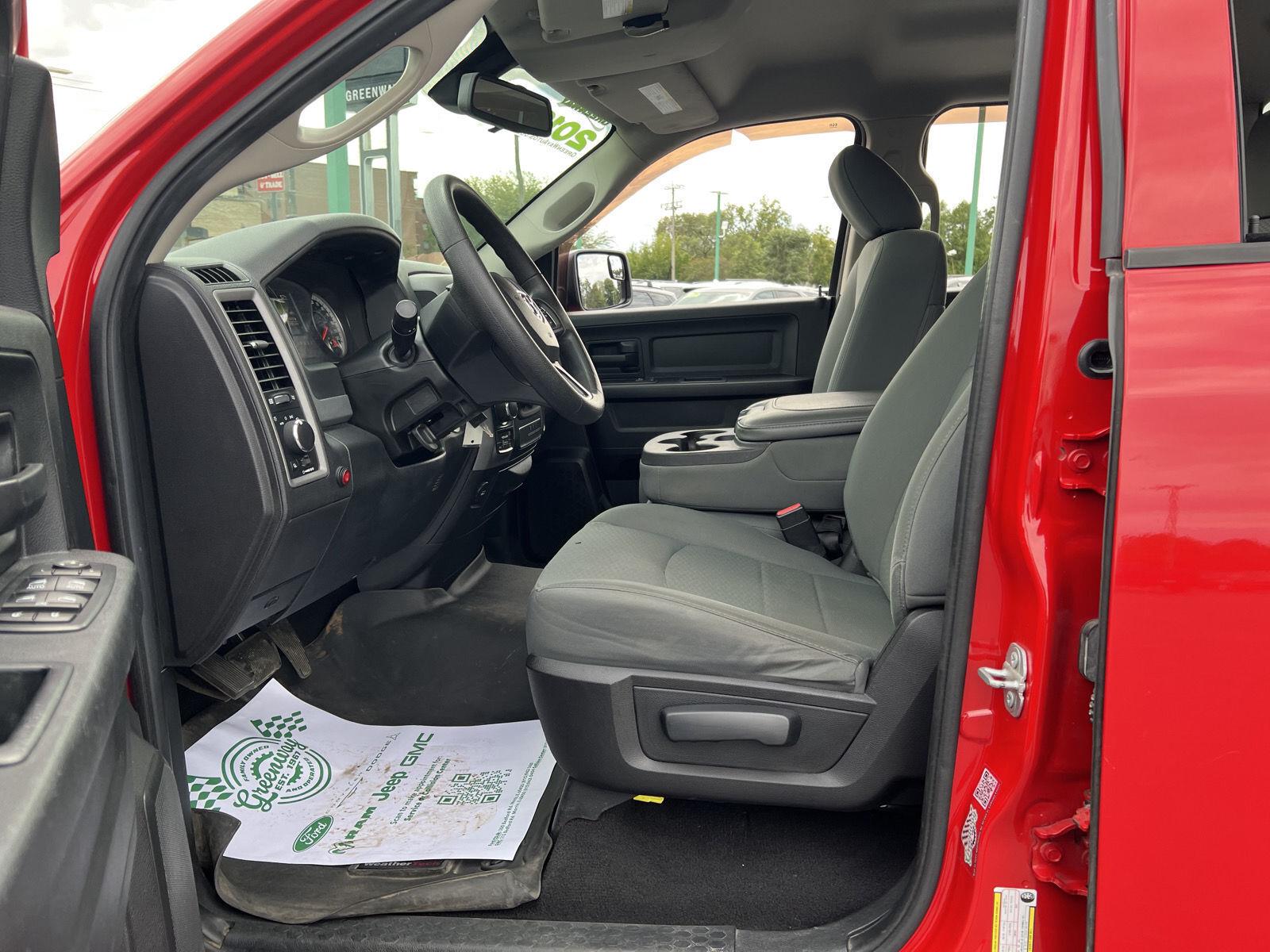 2016 RAM Ram 1500 Pickup Tradesman - Photo 18