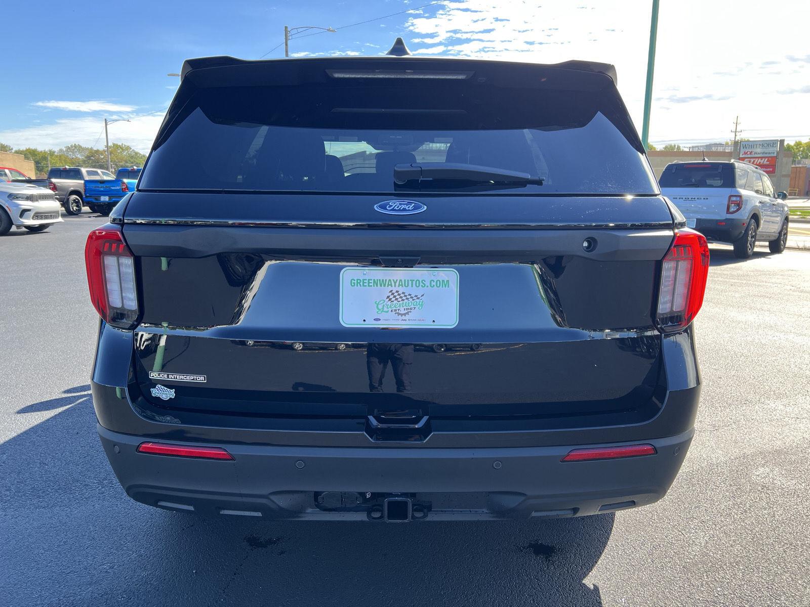 2027 Ford Explorer Utility Police Interceptor - Photo 5