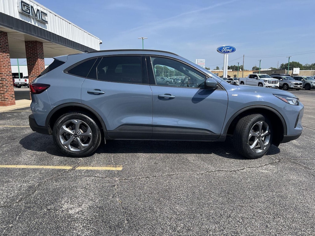 Used 2025 Ford Escape ST-Line Select SUV