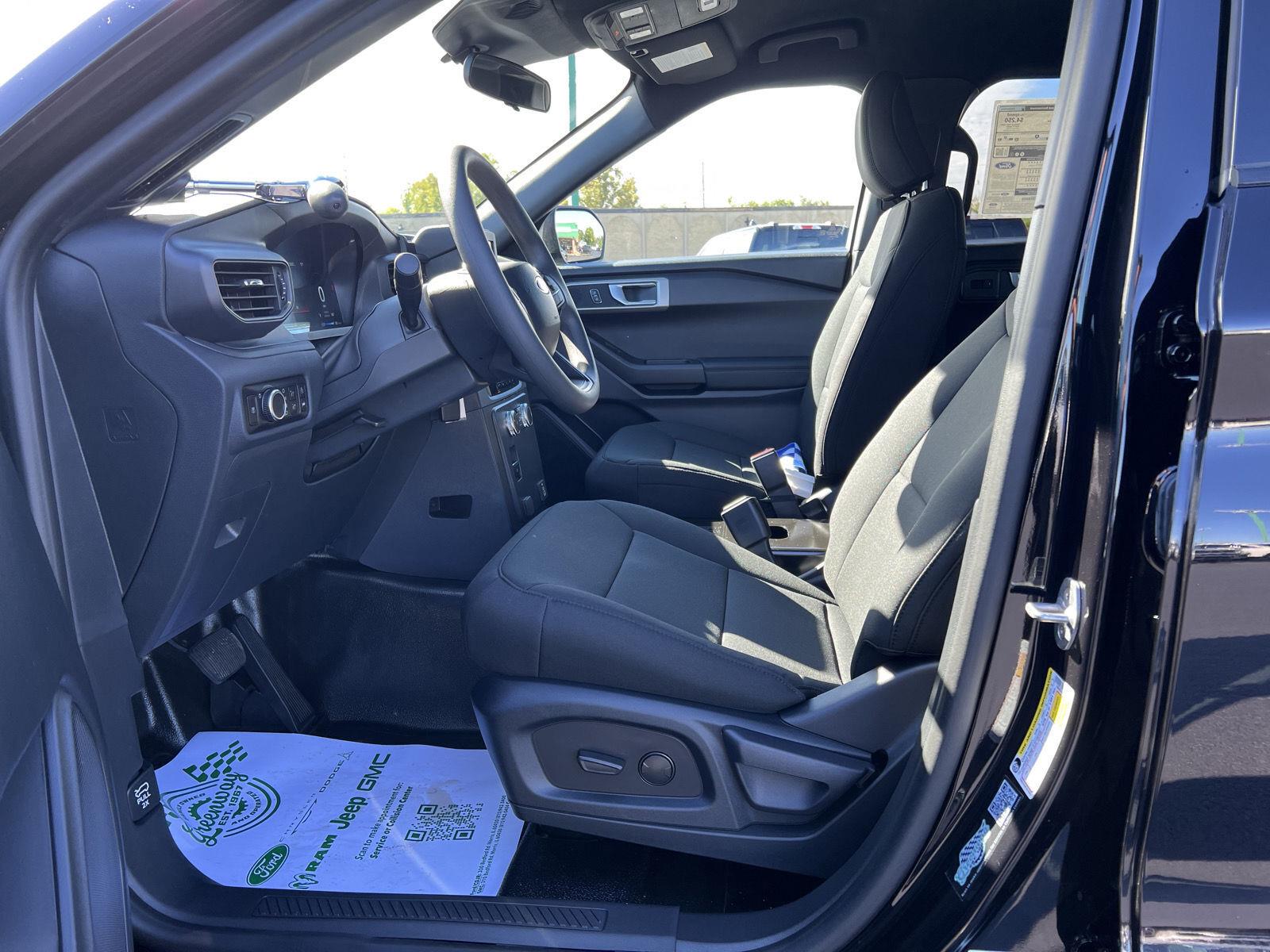 2027 Ford Explorer Utility Police Interceptor - Photo 18